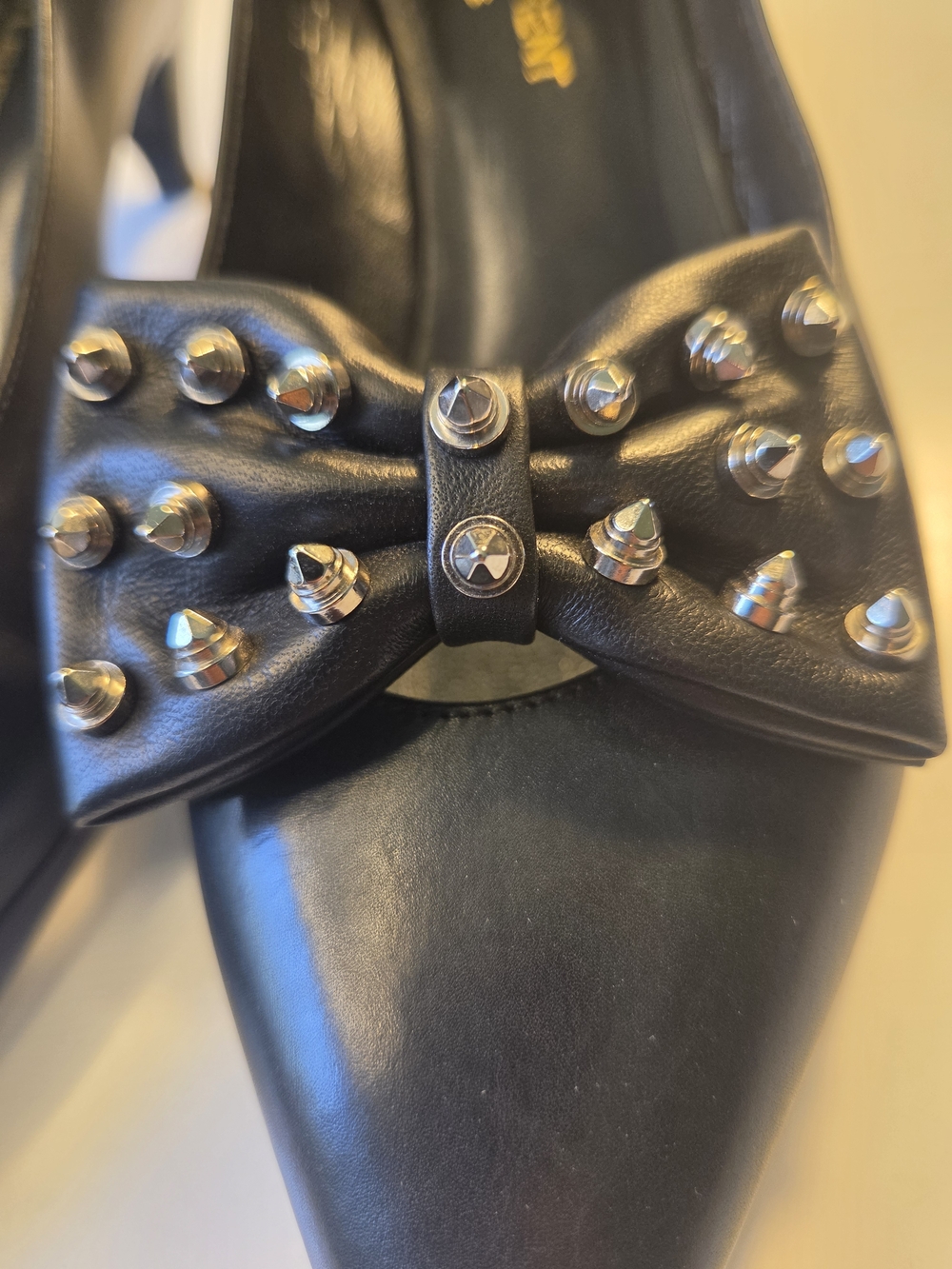 Saint Laurent Black Leather Studded Bow Pointed-Toe Heels - Picture 3 of 11